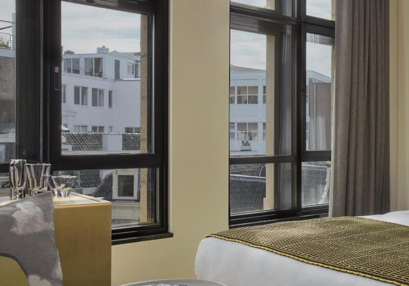 غرفة قياسية مطلة على المدينة, W Amsterdam