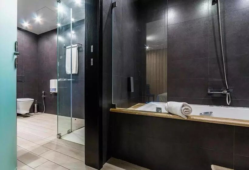 سوییت لوکس, Lisotel   Hotel & Spa