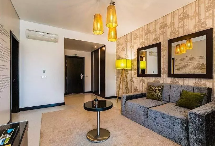 سوییت لوکس, Lisotel   Hotel & Spa