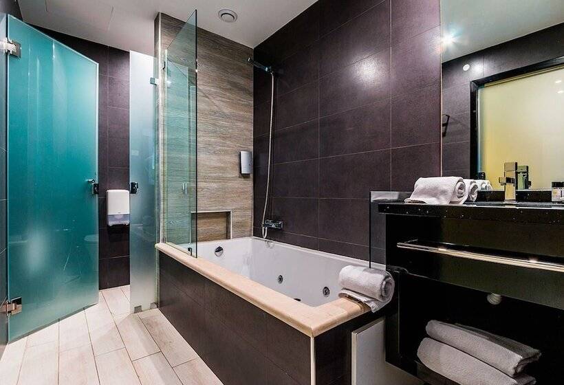 جناح ديلوكس, Lisotel   Hotel & Spa