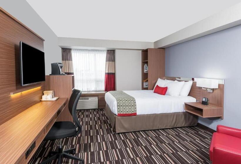 Номер Стандарт Кровать Квин Адаптированный для Инвалидов, Microtel Inn & Suites By Wyndham Fort Saint John