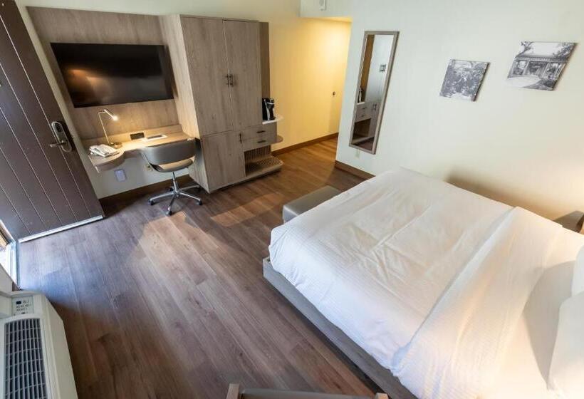 חדר סטנדרט עם מיטת קינג, Oglebay Resort