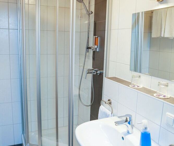 コンフォートルーム, Landgasthof Weberhans