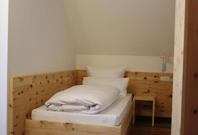 标准单人间, Landgasthof Weberhans