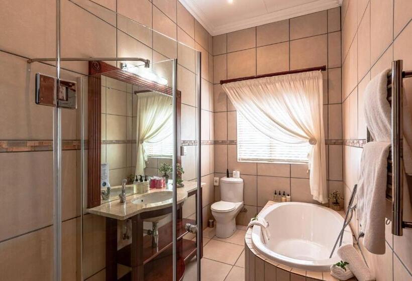 اتاق خانوادگی, Mooiplaas Guest House