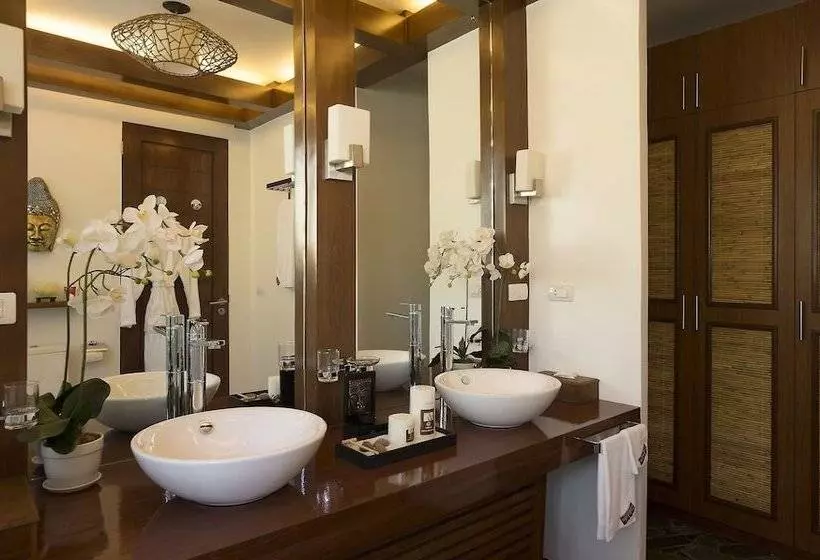 آپارتمان لوکس 2 خوابه, Vida Homes Condo Resort