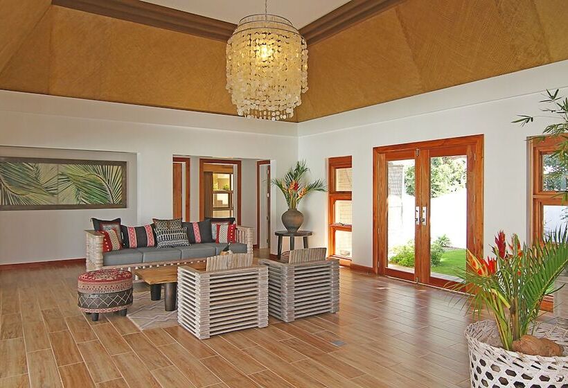 ویلا پریمیوم 3 خوابه, Vida Homes Condo Resort