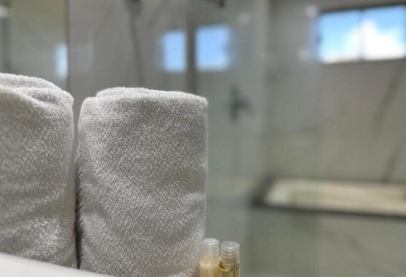 프레지덴셜 스위트, Atrium Confort Hotels