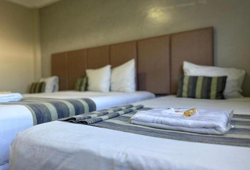 标准三人间, Atrium Confort Hotels