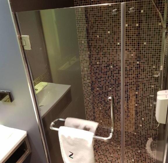 اتاق لوکس, Bizotel Premier Hotel & Residence