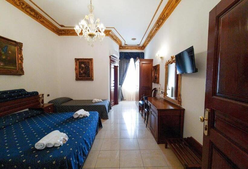 غرفة قياسية ثلاثية, Euro Hotel Iglesias
