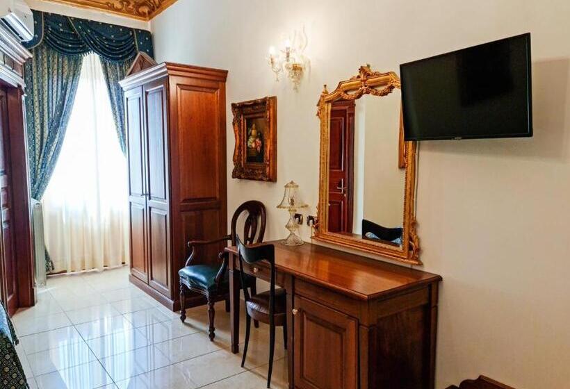 غرفة قياسية ثلاثية, Euro Hotel Iglesias