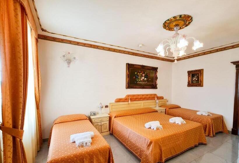 غرفة قياسية رباعية, Euro Hotel Iglesias