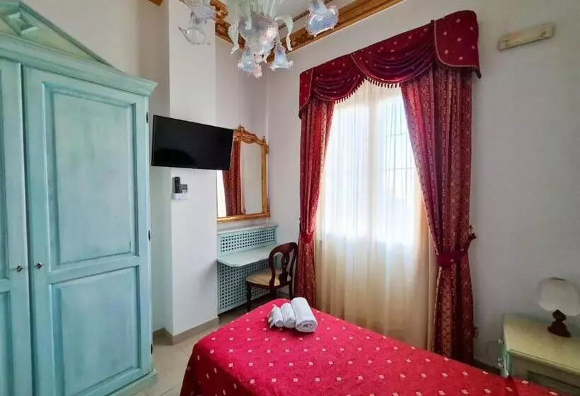 スタンダードシングルルーム, Euro Hotel Iglesias