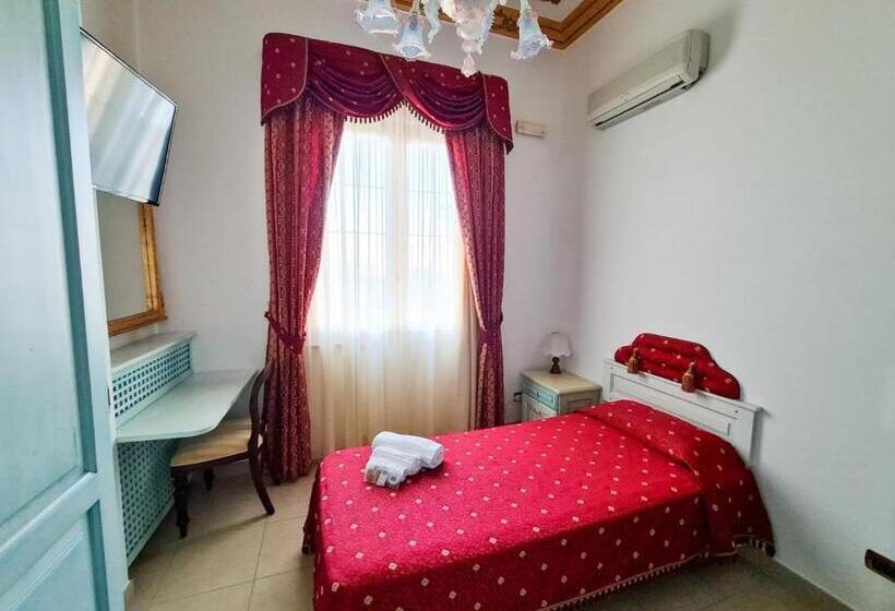 غرفة قياسية فردية, Euro Hotel Iglesias