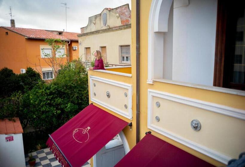 غرفة ديلوكس مزودة بشرفة, Euro Hotel Iglesias