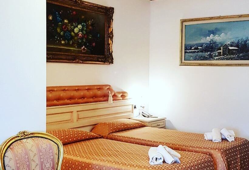 غرفة قياسية, Euro Hotel Iglesias