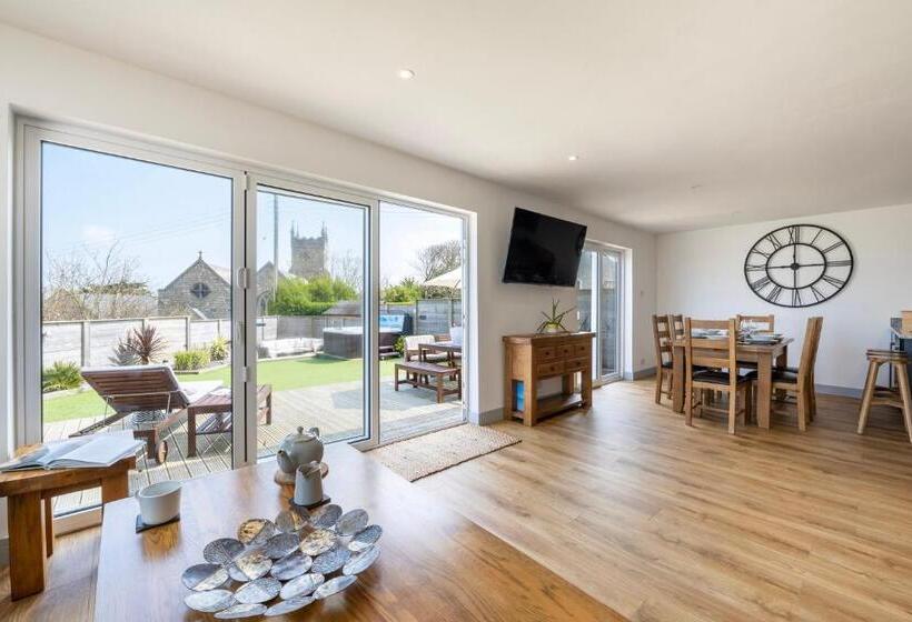 خانه 1 خوابه, Carbis Bay And Spa