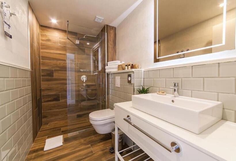 2 Bedrooms Suite Sea View, Casa Del Mare  Amfora