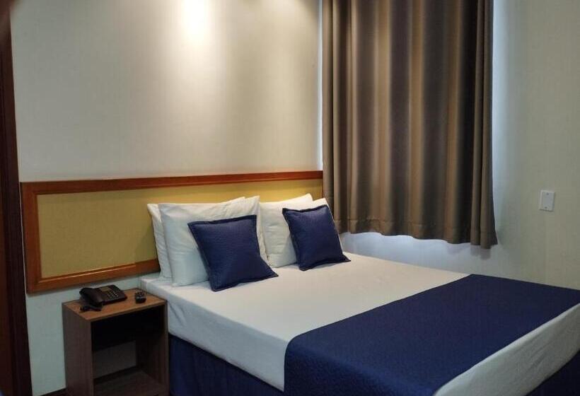 Номер Стандарт, Summit Inn Hotel Pouso Alegre