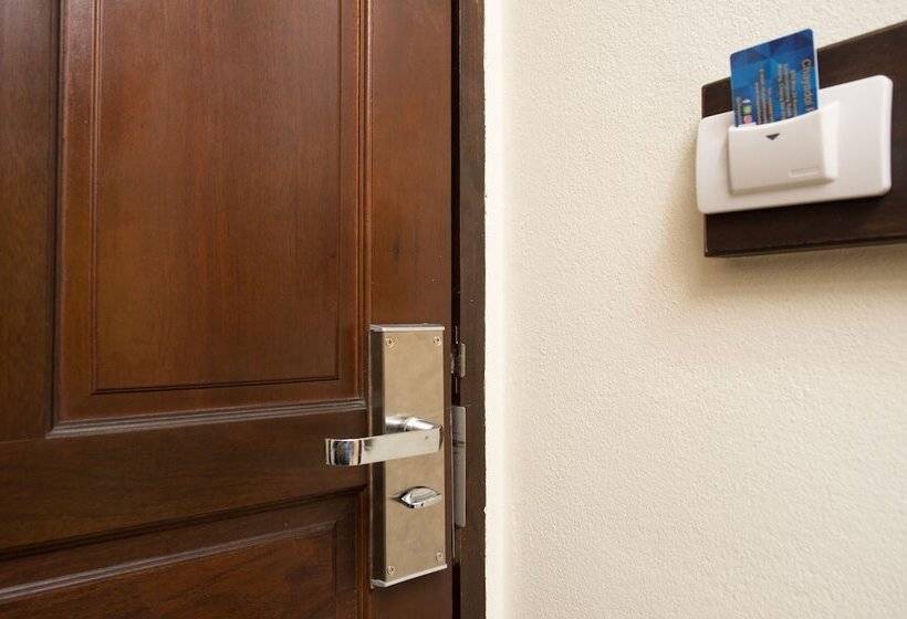 اتاق لوکس, Chayadol Resort Sha Extra Plus