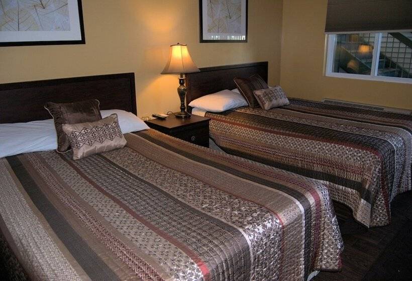 Standaardkamer met 2 Tweepersoonsbedden, Commodore Resort