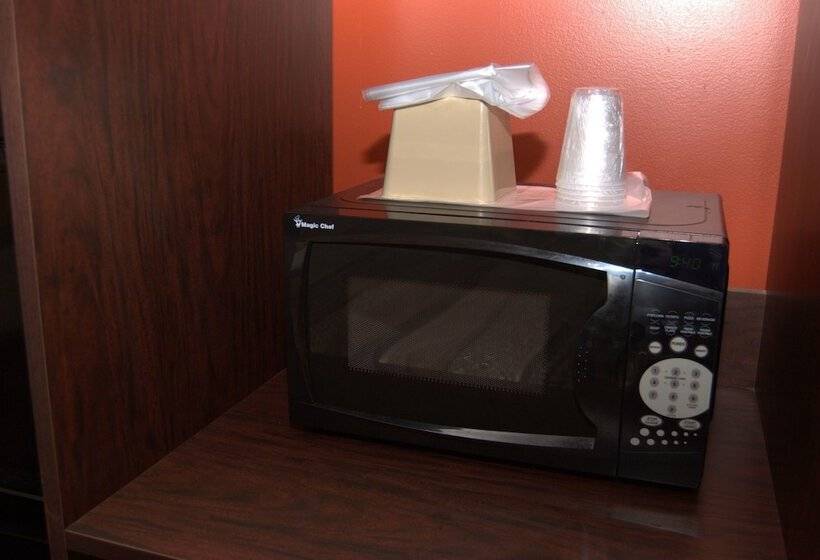 Standaardkamer met 2 Tweepersoonsbedden, Commodore Resort