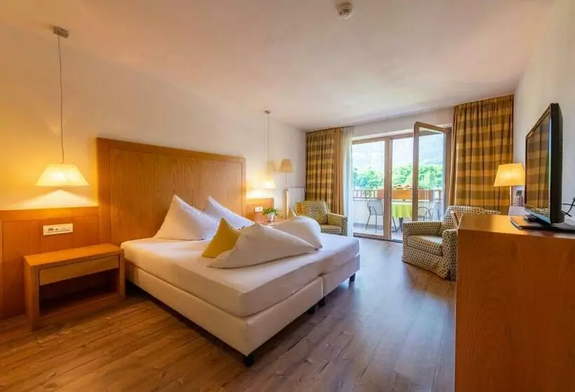 Comfort room with balcony, Garden Park