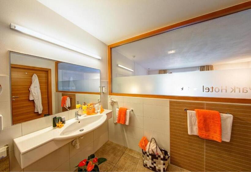 스탠다드 발코니 룸, Garden Park