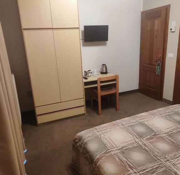 标准间带山景, Garnì Bonsai