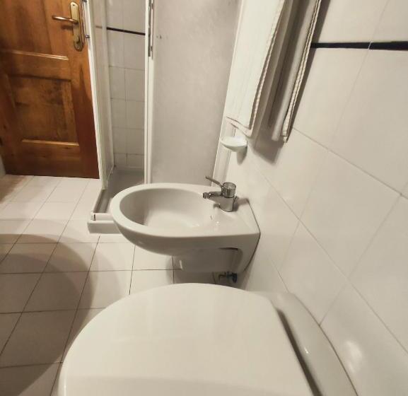 标准三人间, Garnì Bonsai