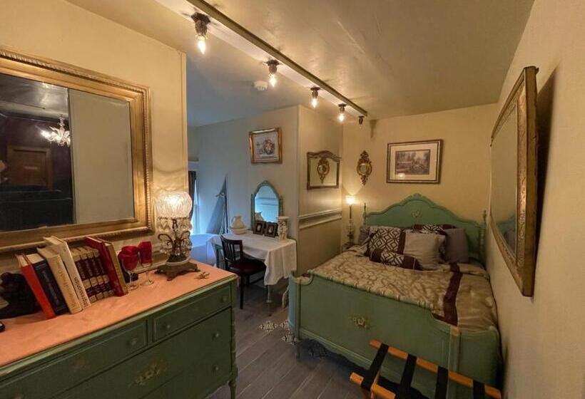 景色の見えるデラックスルーム, Henderson Castle Inn