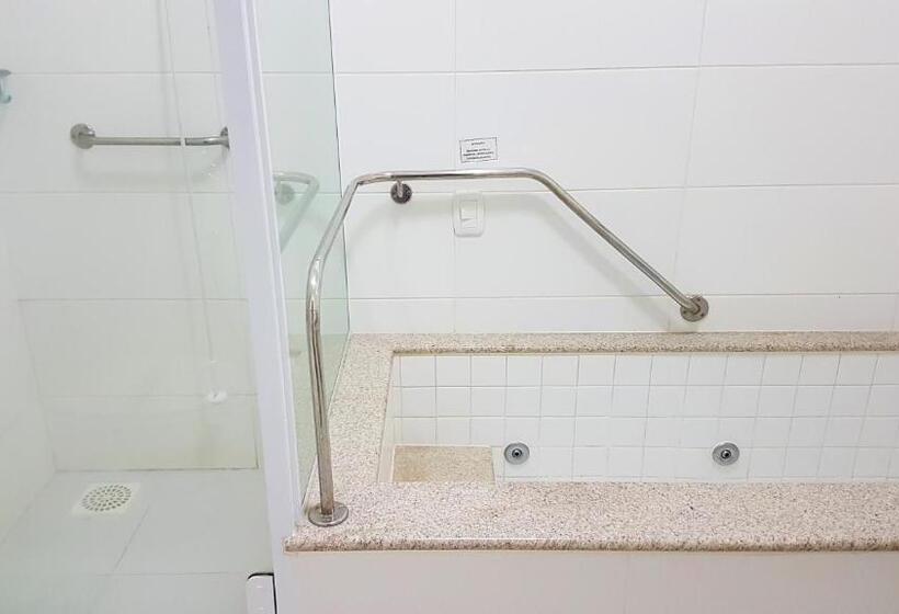 غرفة ديلوكس, Internacional Gravatal