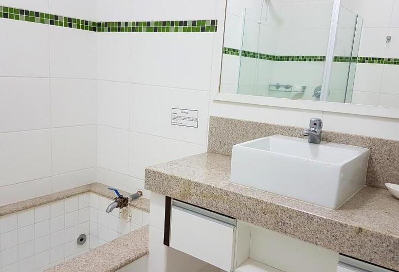 غرفة ديلوكس, Internacional Gravatal