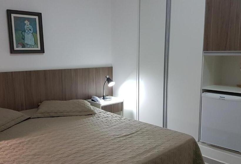 غرفة سوبيريور, Internacional Gravatal