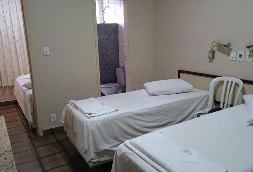 标准三人间, Mirante