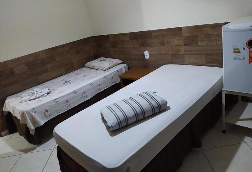 高级大房间, Porto Real