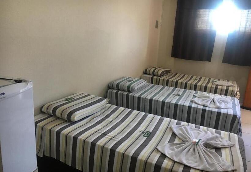 标准三人间, Porto Real