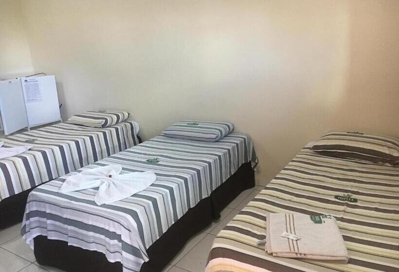 标准三人间, Porto Real