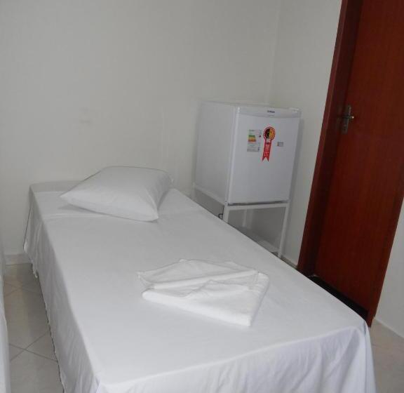 标准单人间, Porto Real