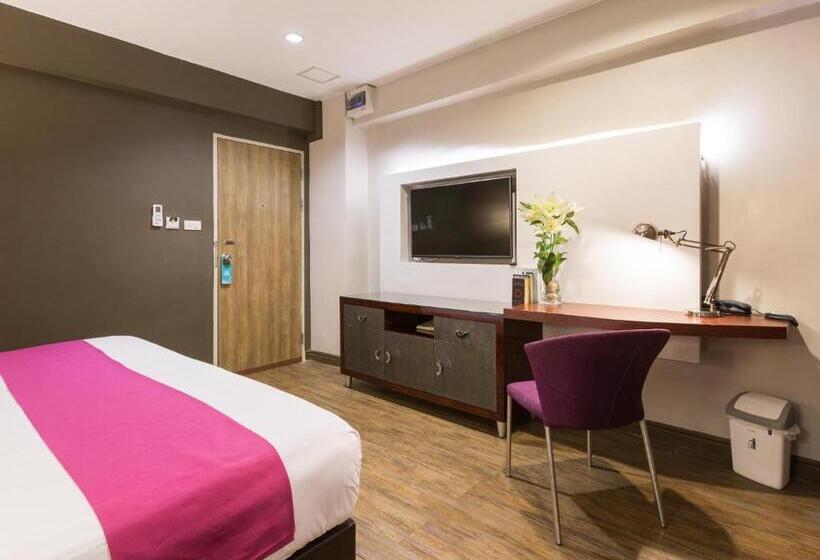 Habitación Superior, Ratchada Point