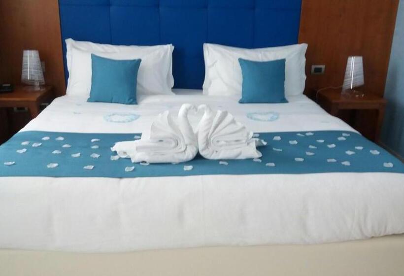 سوییت اجرایی, Riviera Azzurra