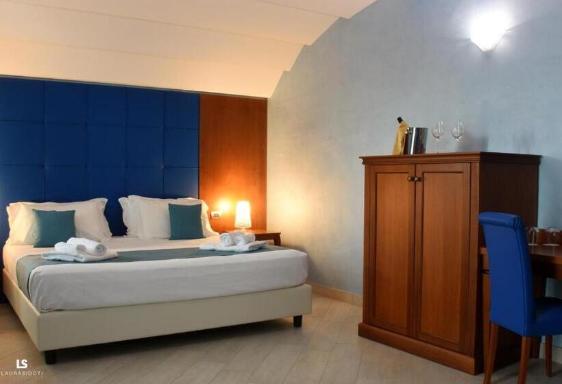 סוויטה אקזקיוטיב, Riviera Azzurra