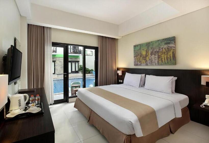 带泳池观景的豪华房, Rofa Kuta Hotel   Chse Certified