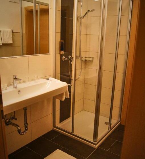 חדר סטנדרט, Restaurant Schwaiger