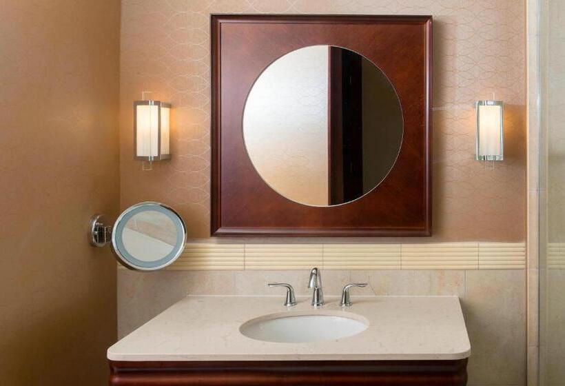 스탠다드 룸, Sheraton Mesa Hotel At Wrigleyville West