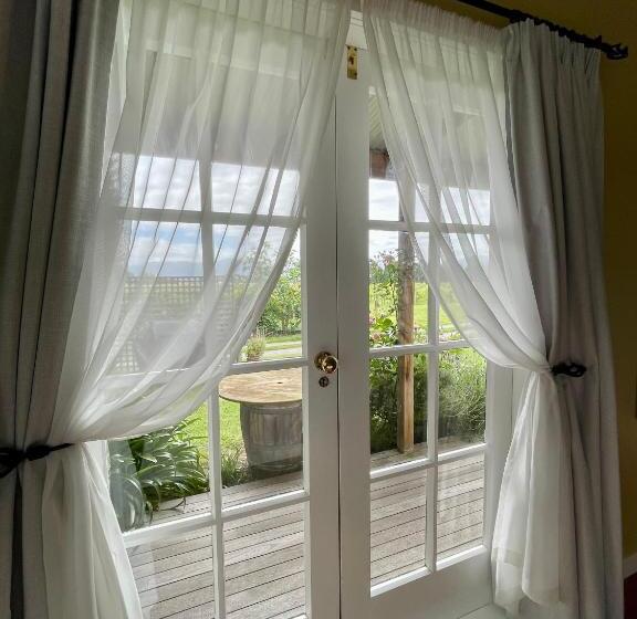 كابينة, St Leonards Vineyard Cottages