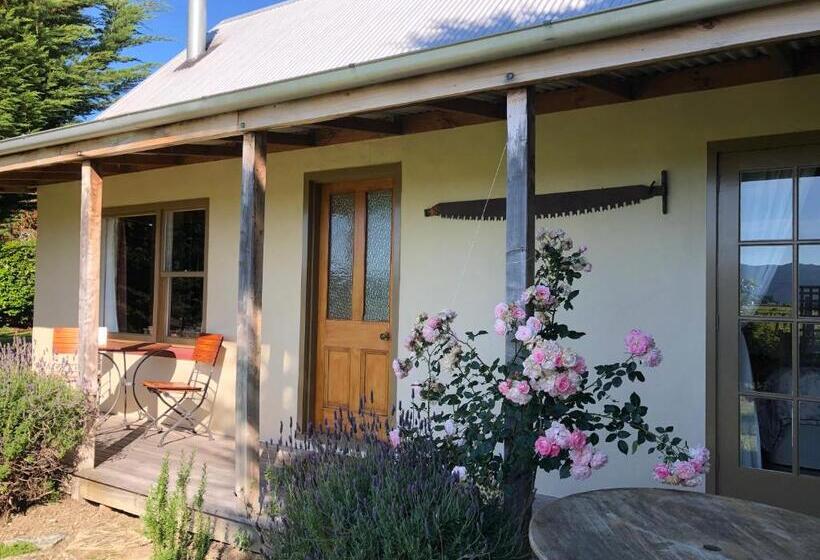 كابينة, St Leonards Vineyard Cottages