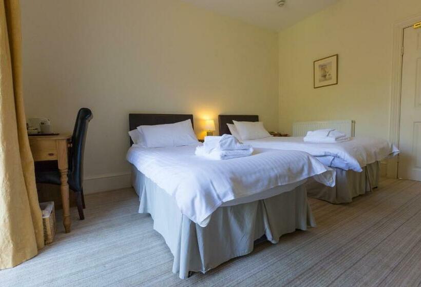 غرفة قياسية, The Hunters Inn