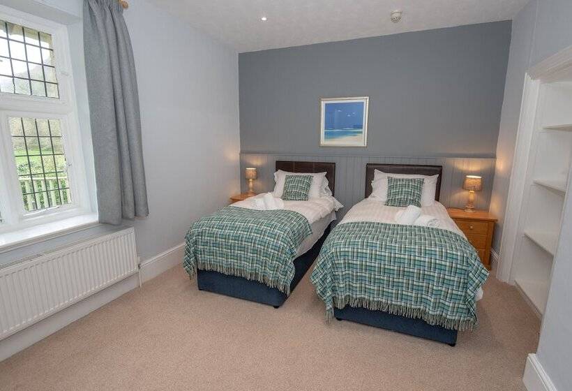 غرفة قياسية, The Hunters Inn